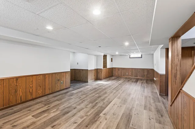 $339,900 | 1049 Sterling Street North, Maplewood, MN 55119