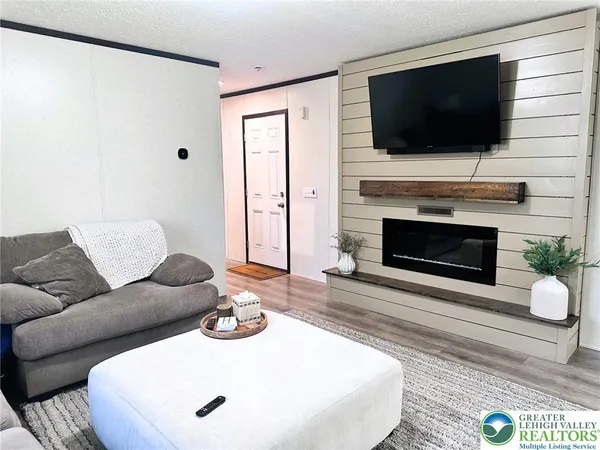 $89,900 | 3477 Franklin Square, Northampton, PA 18067