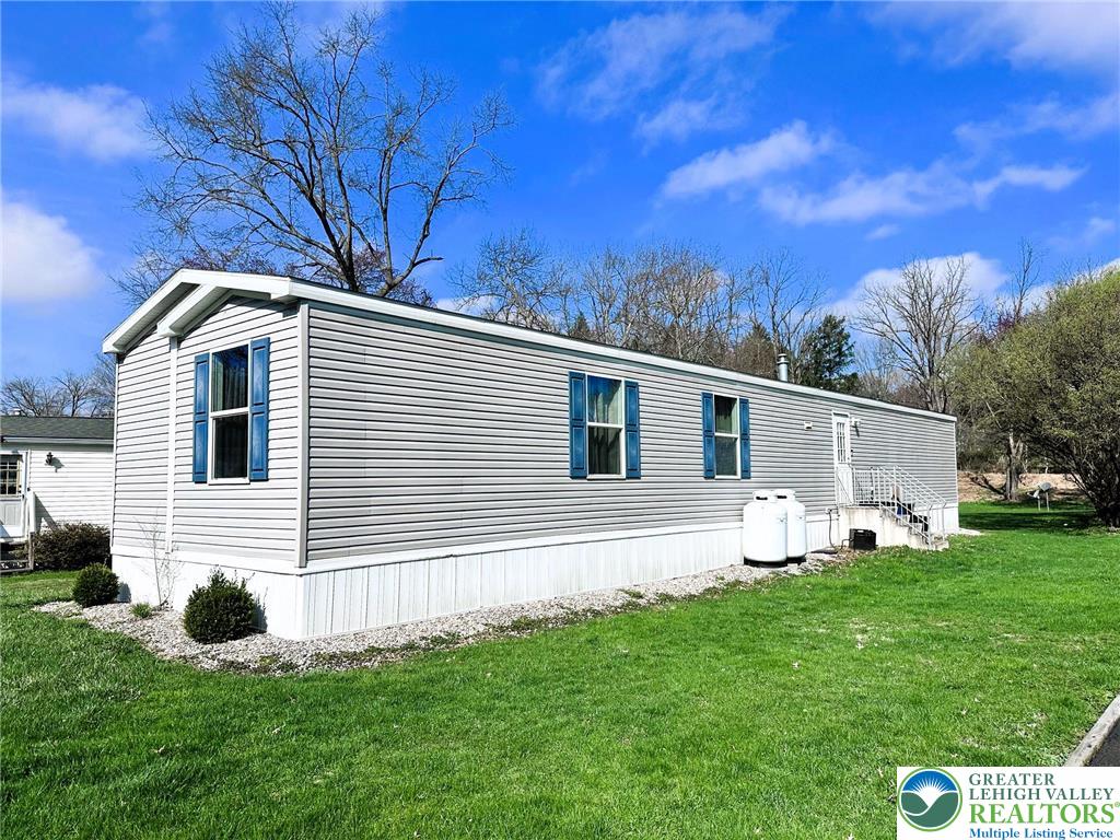 3477 Franklin Square Northampton, PA 18067 - Photo 2 of 15