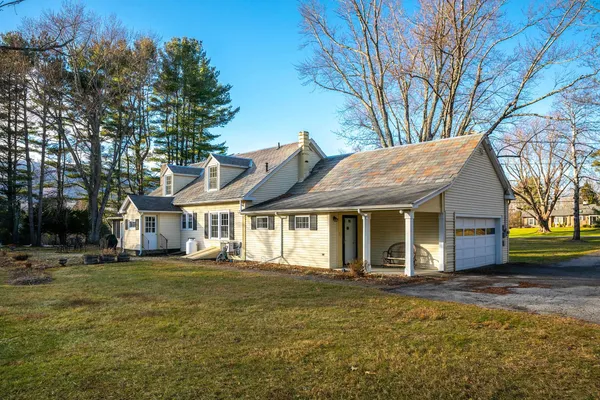 $675,000 | 490 Barnumville Road, Manchester, VT 05255