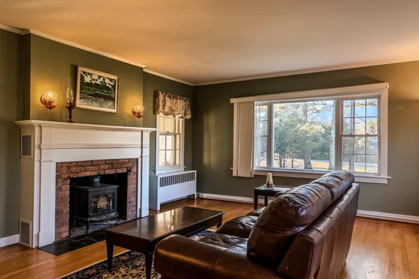 $675,000 | 490 Barnumville Road, Manchester, VT 05255