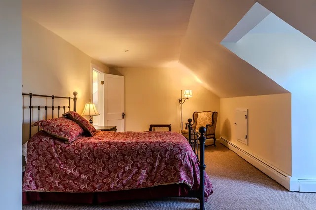 $725,000 | 490 Barnumville Road, Manchester, VT 05255