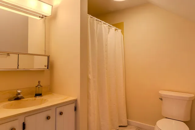 $725,000 | 490 Barnumville Road, Manchester, VT 05255