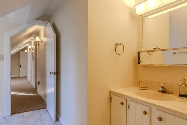 $725,000 | 490 Barnumville Road, Manchester, VT 05255