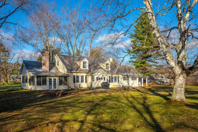 $725,000 | 490 Barnumville Road, Manchester, VT 05255