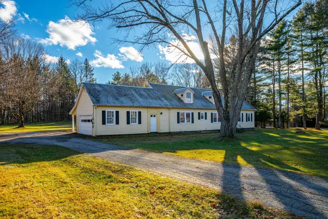 $725,000 | 490 Barnumville Road, Manchester, VT 05255