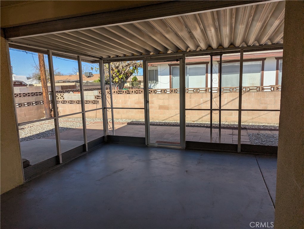 280 Mary Hemet, CA 92543 - Photo 14 of 18 a view of empty room with window