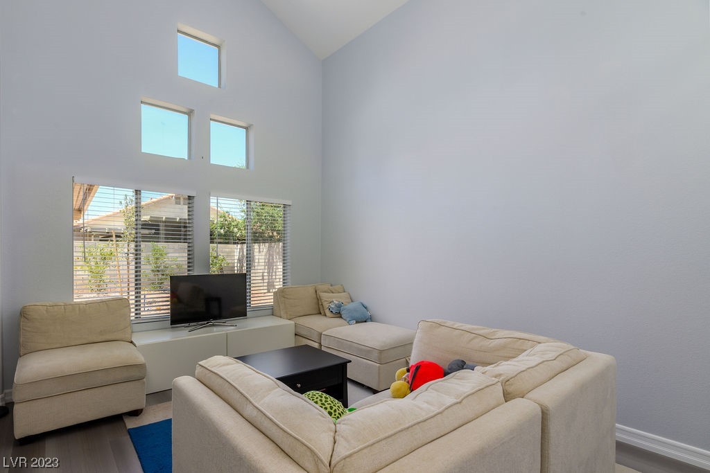 209 Ocotillo Pointe Terrace Henderson, NV 89074 - Photo 11 of 34