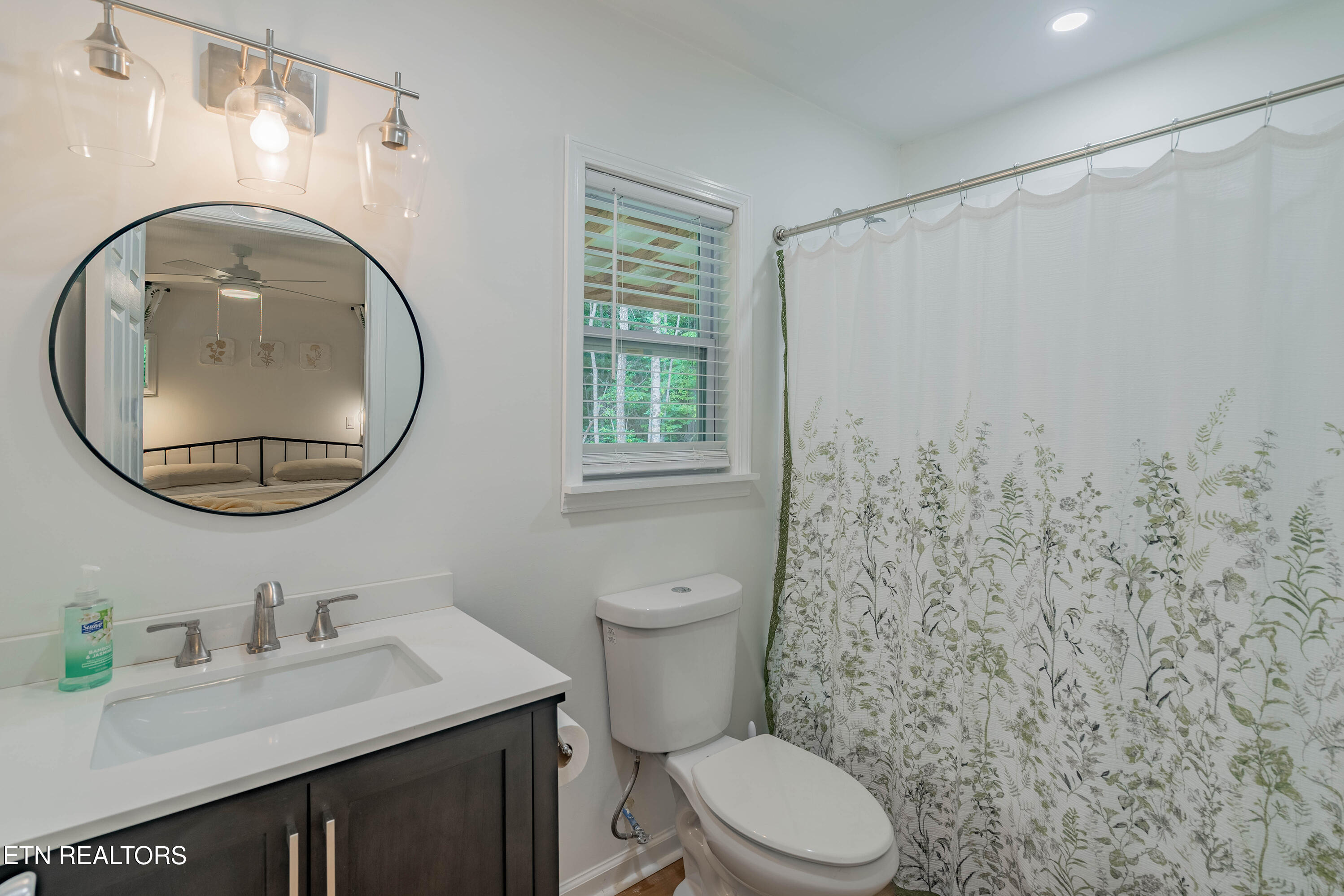 131 Bart Woolum Road Lancing, TN 37770 - Photo 10 of 26 A7301114-HDR