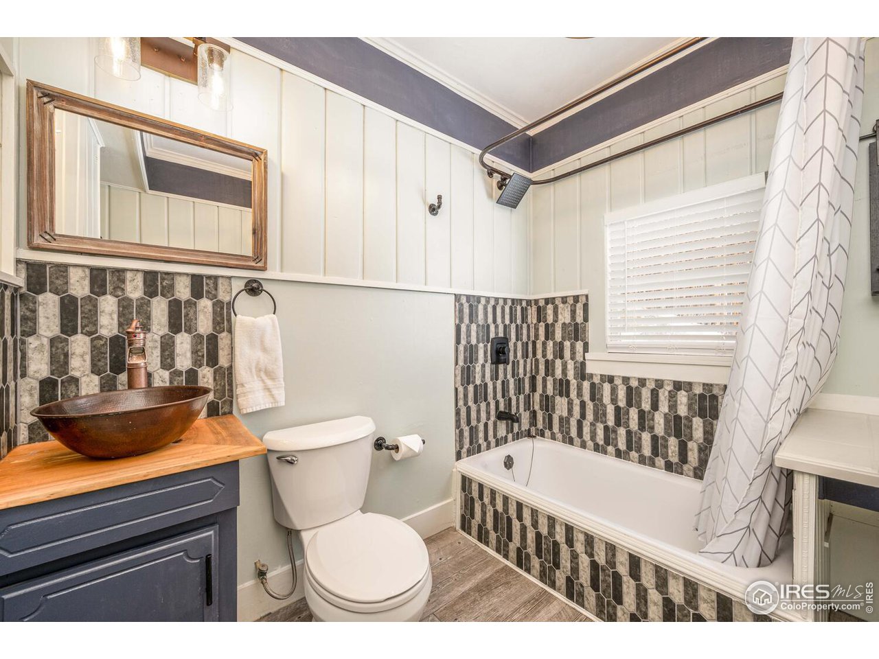 478 Riverside Drive Lyons, CO 80540 - Photo 16 of 40