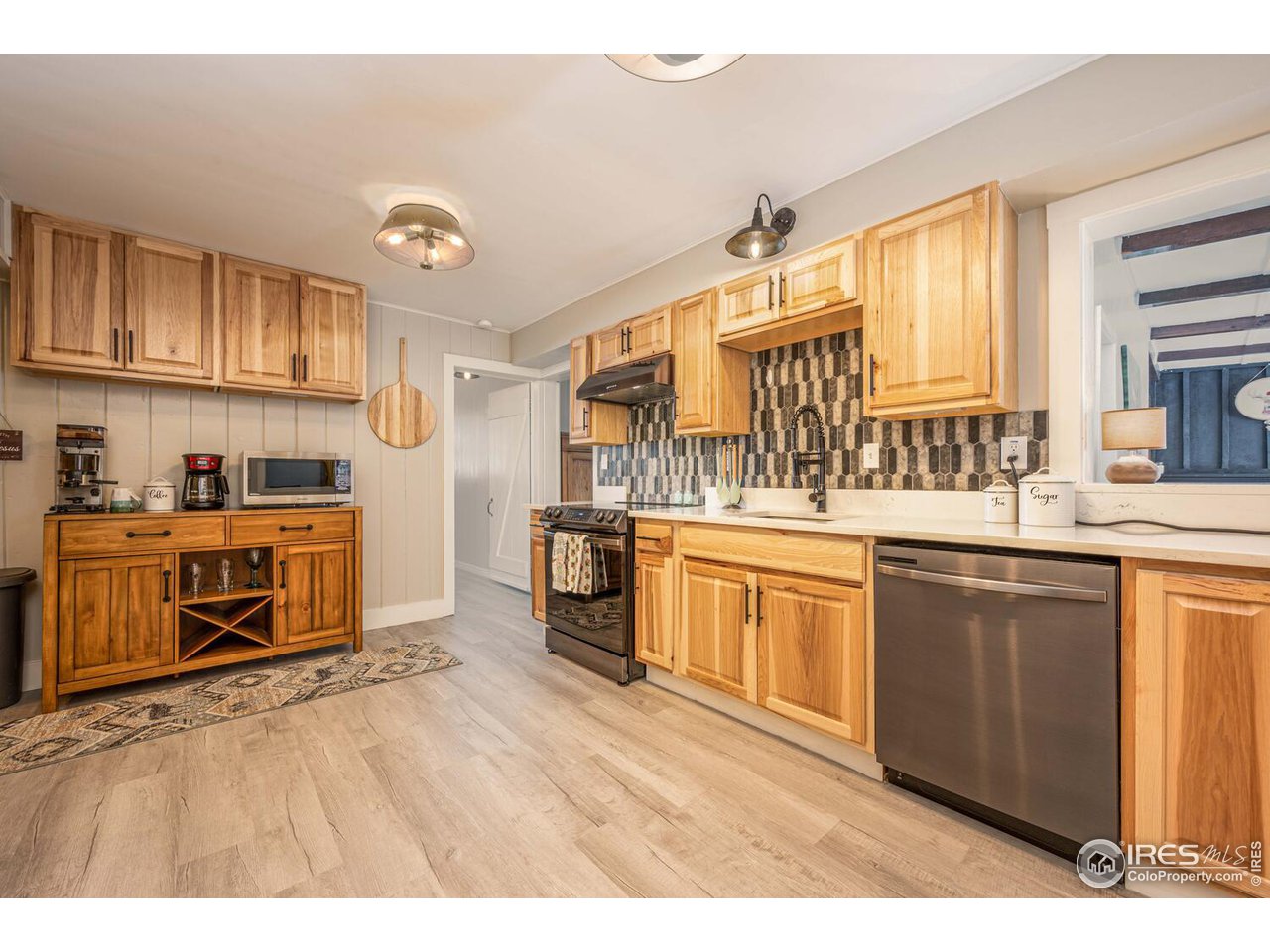 478 Riverside Drive Lyons, CO 80540 - Photo 4 of 40