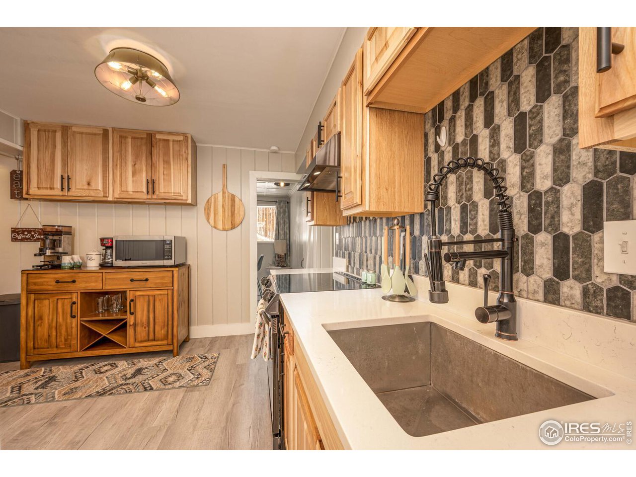 478 Riverside Drive Lyons, CO 80540 - Photo 5 of 40