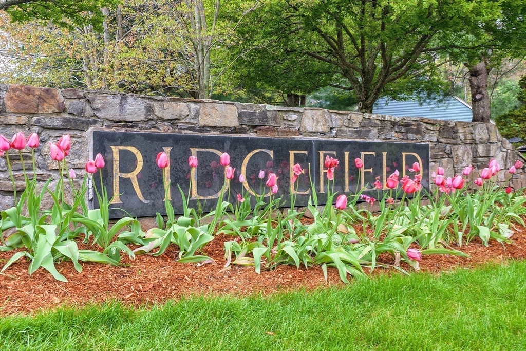 112 Ridgefield Circle, Unit C Clinton, MA 01510 - Photo 36 of 41 Gallery Image 36