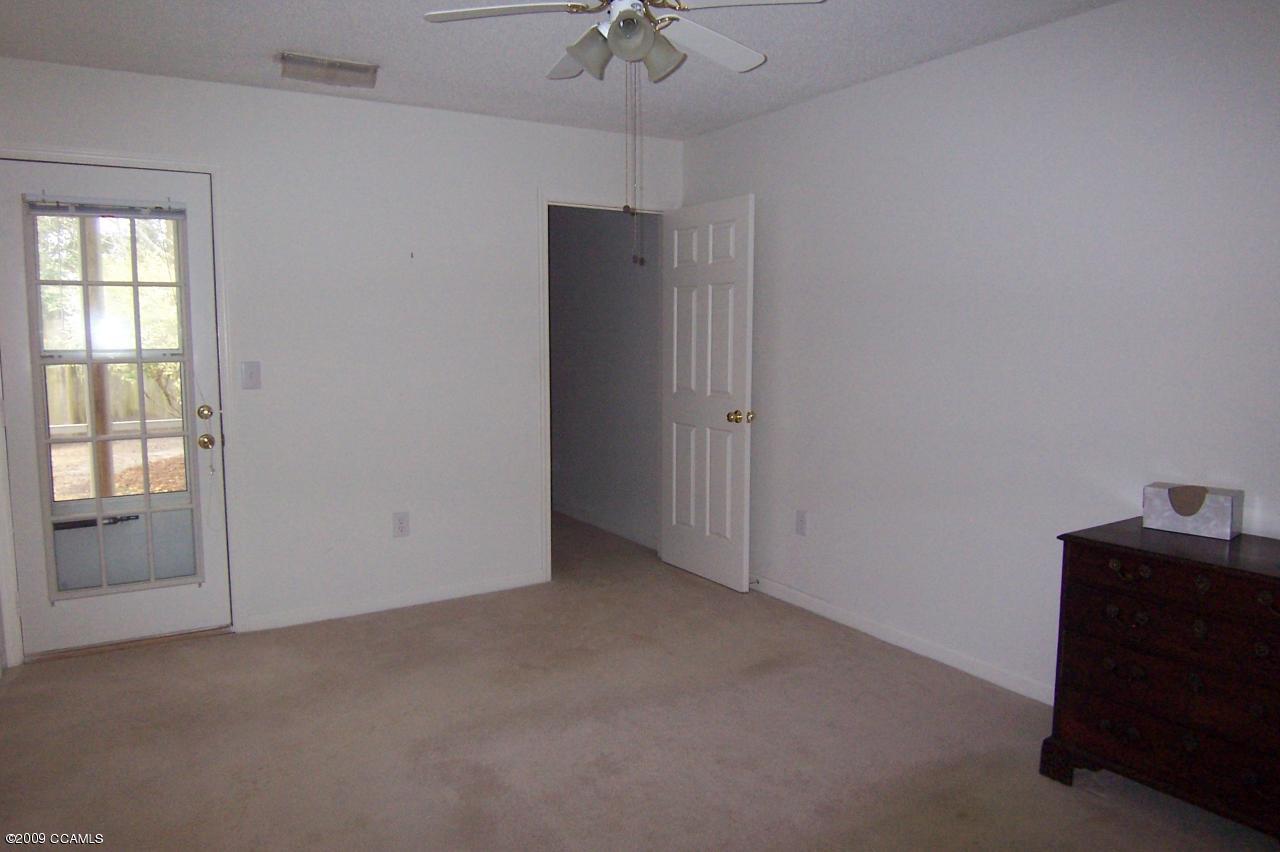 303 Barbour Road, Unit U1402 Morehead City, NC 28557 - Photo 4 of 11 Bedroom
