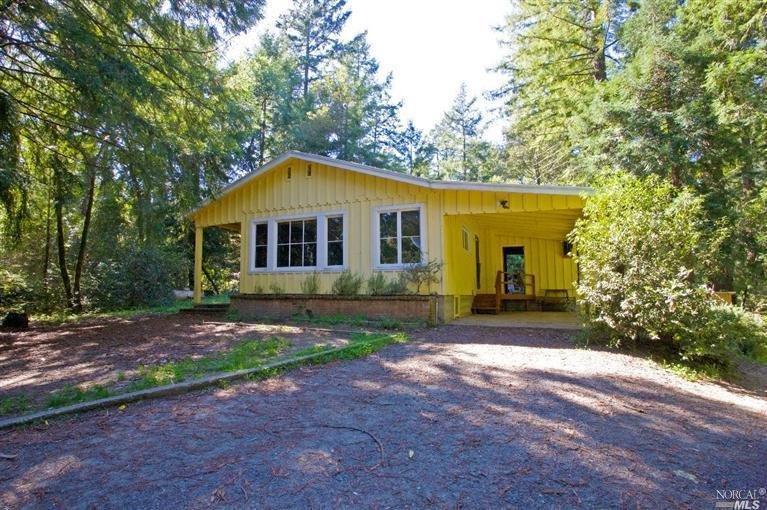 12440 Dupont Road Sebastopol, CA 95472 - Photo 1 of 1 a front view of a house with garden