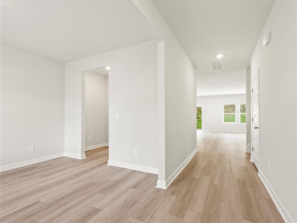 204 Granby Trail Easley, SC 29642 - Photo 3 of 40