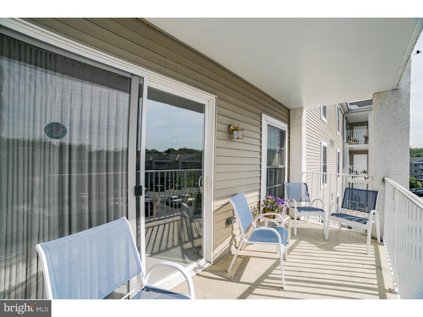 629 Brandon Road Norristown, PA 19403 - Photo 22 of 25 Deck