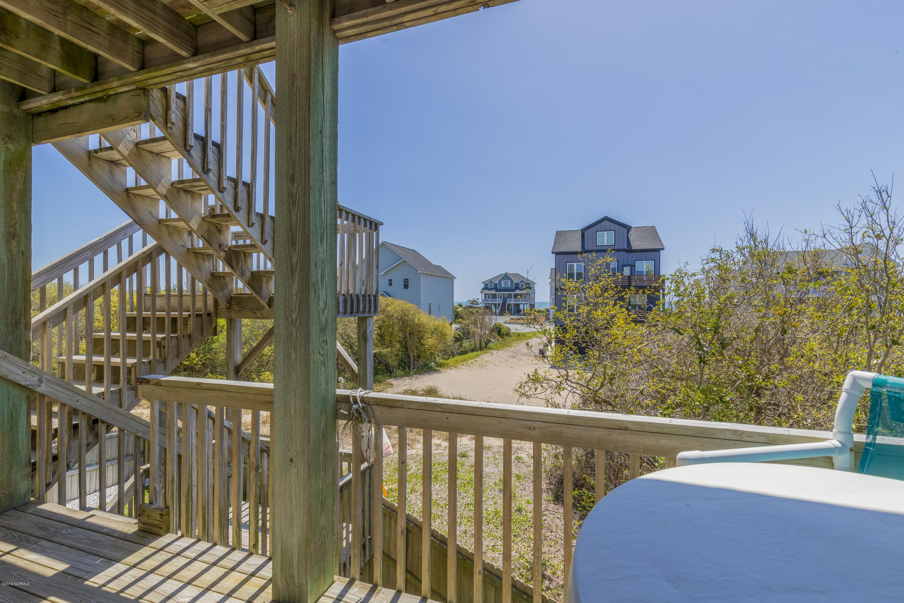 2056 New River Inlet Road North Topsail Beach, NC 28460 - Photo 23 of 35 2056 NRIR - interiors - 17 -HDR
