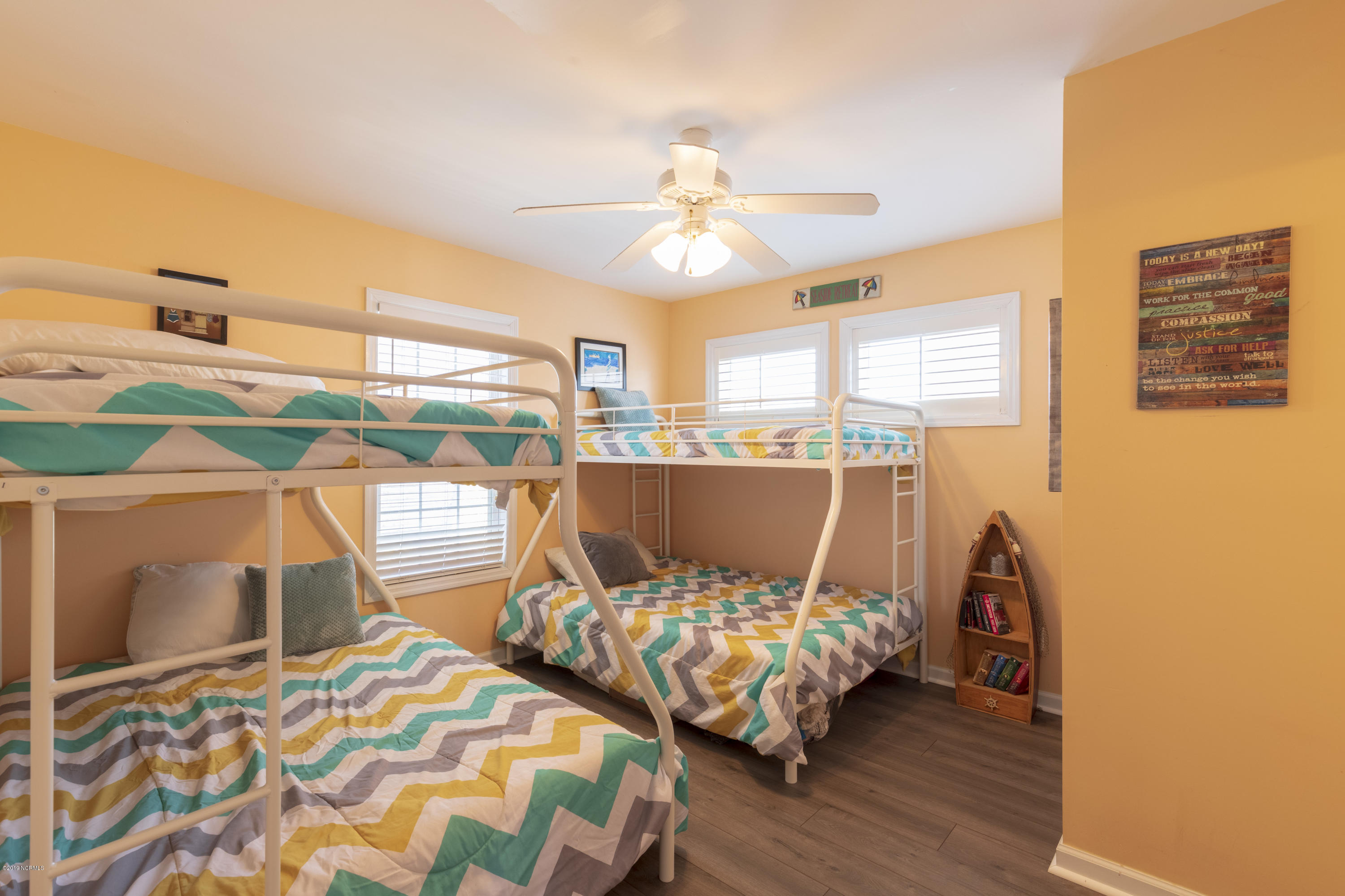 2056 New River Inlet Road North Topsail Beach, NC 28460 - Photo 6 of 35 2056 NRIR - interiors - 25 -HDR