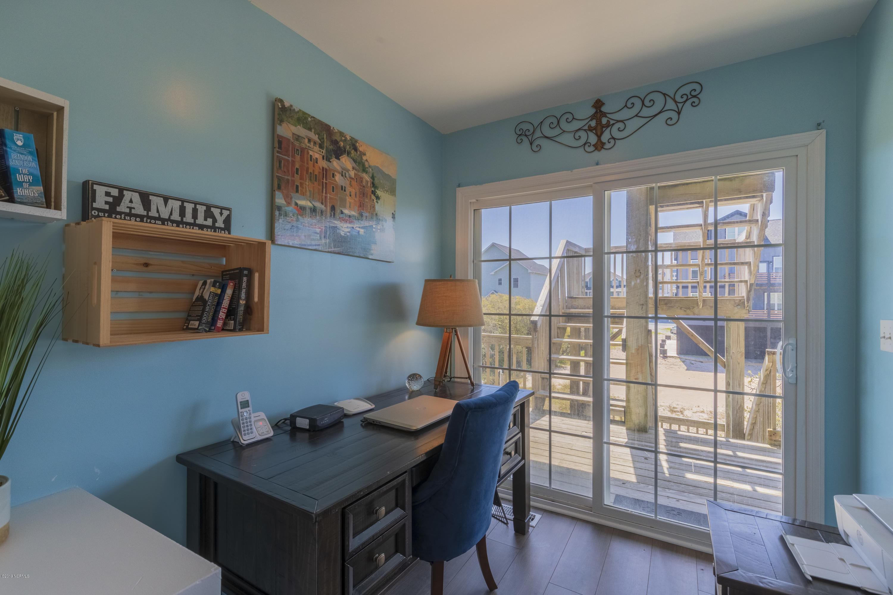 2056 New River Inlet Road North Topsail Beach, NC 28460 - Photo 9 of 35 2056 NRIR - interiors - 23 -HDR