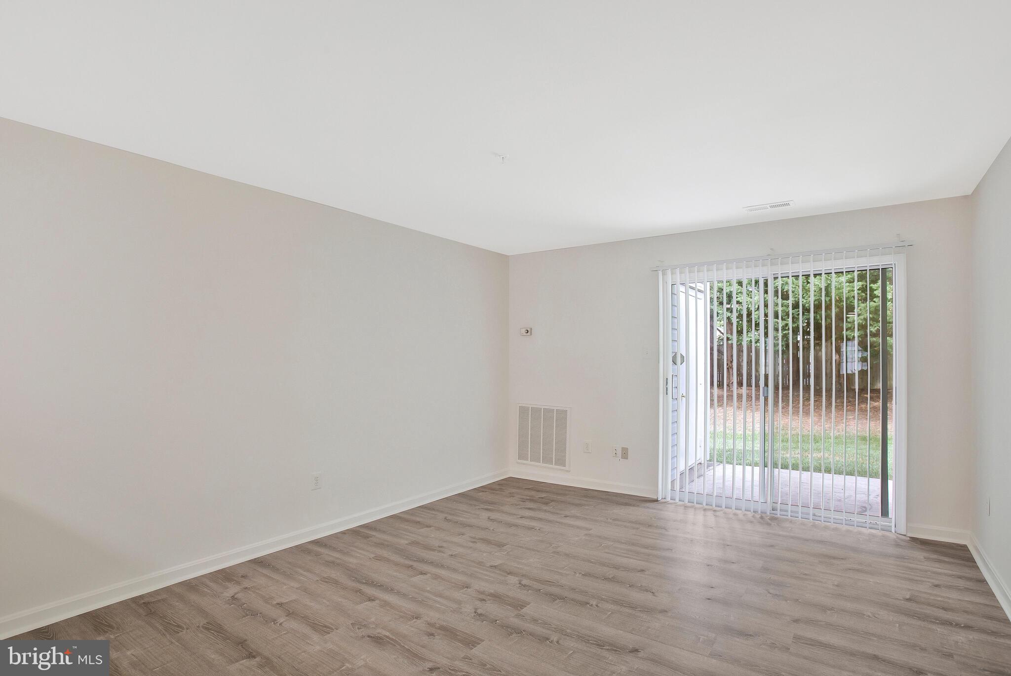 9270 Cherry Lane, Unit 66 Laurel, MD 20708 - Photo 13 of 31 Living Room