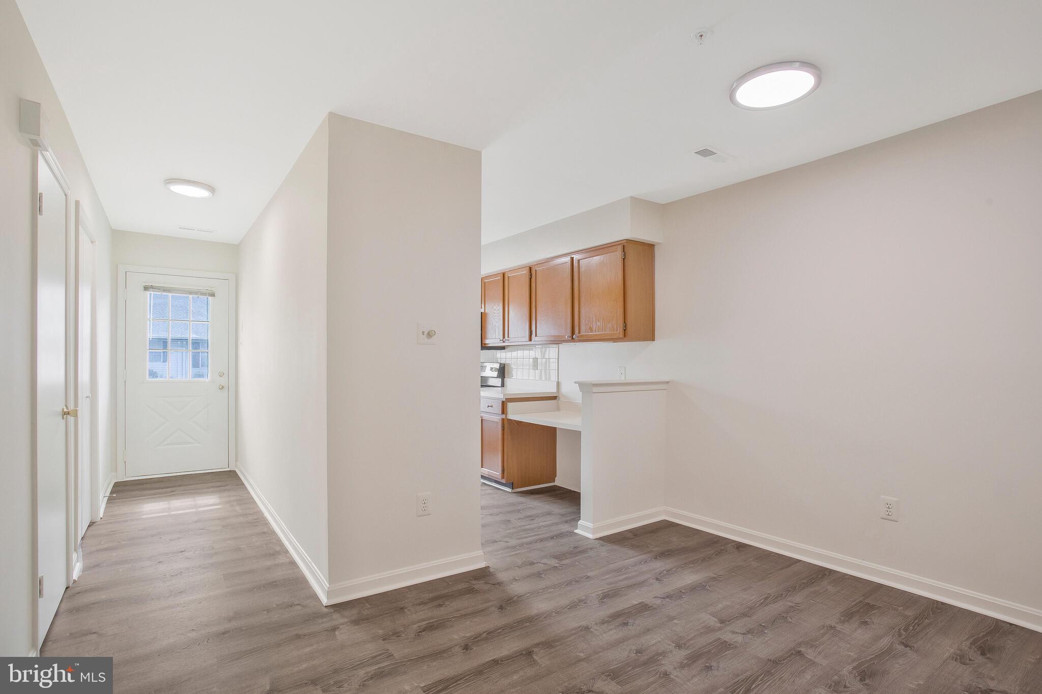 9270 Cherry Lane, Unit 66 Laurel, MD 20708 - Photo 5 of 31 General View
(All Freshly Panted)