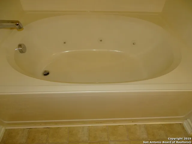 $1,795 | 153 Hinge Chase, Unit 101, Cibolo, TX 78108