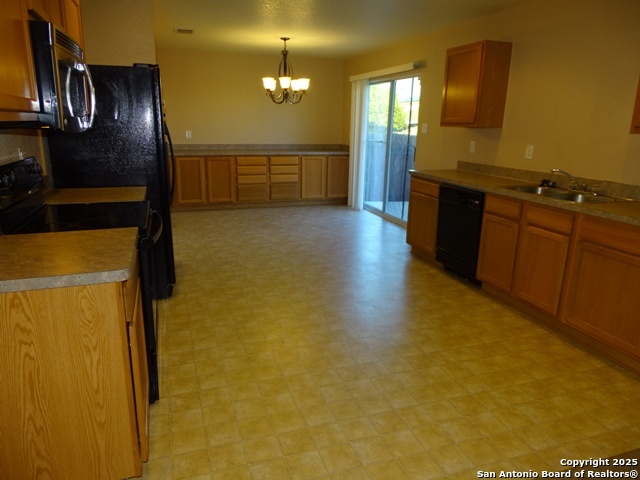 153 Hinge Chase, Unit 101 Cibolo, TX 78108 - Photo 8 of 39