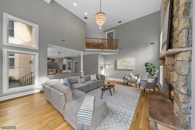 $1,499,000 | 11 High Mountain Drive, Montville, NJ 07005