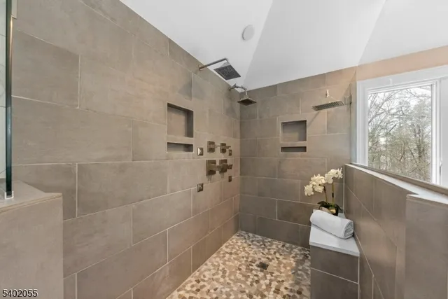 $1,499,000 | 11 High Mountain Drive, Montville, NJ 07005