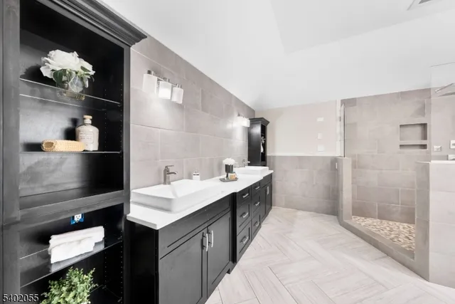 $1,499,000 | 11 High Mountain Drive, Montville, NJ 07005