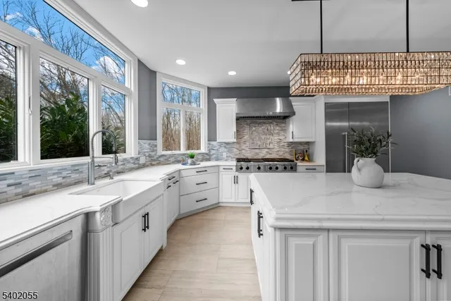 $1,499,000 | 11 High Mountain Drive, Montville, NJ 07005