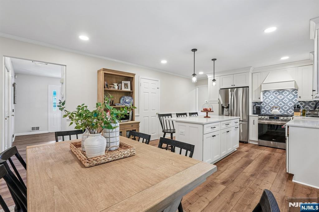 4 Holyoke Road Wayne, NJ 07470 - Photo 19 of 50