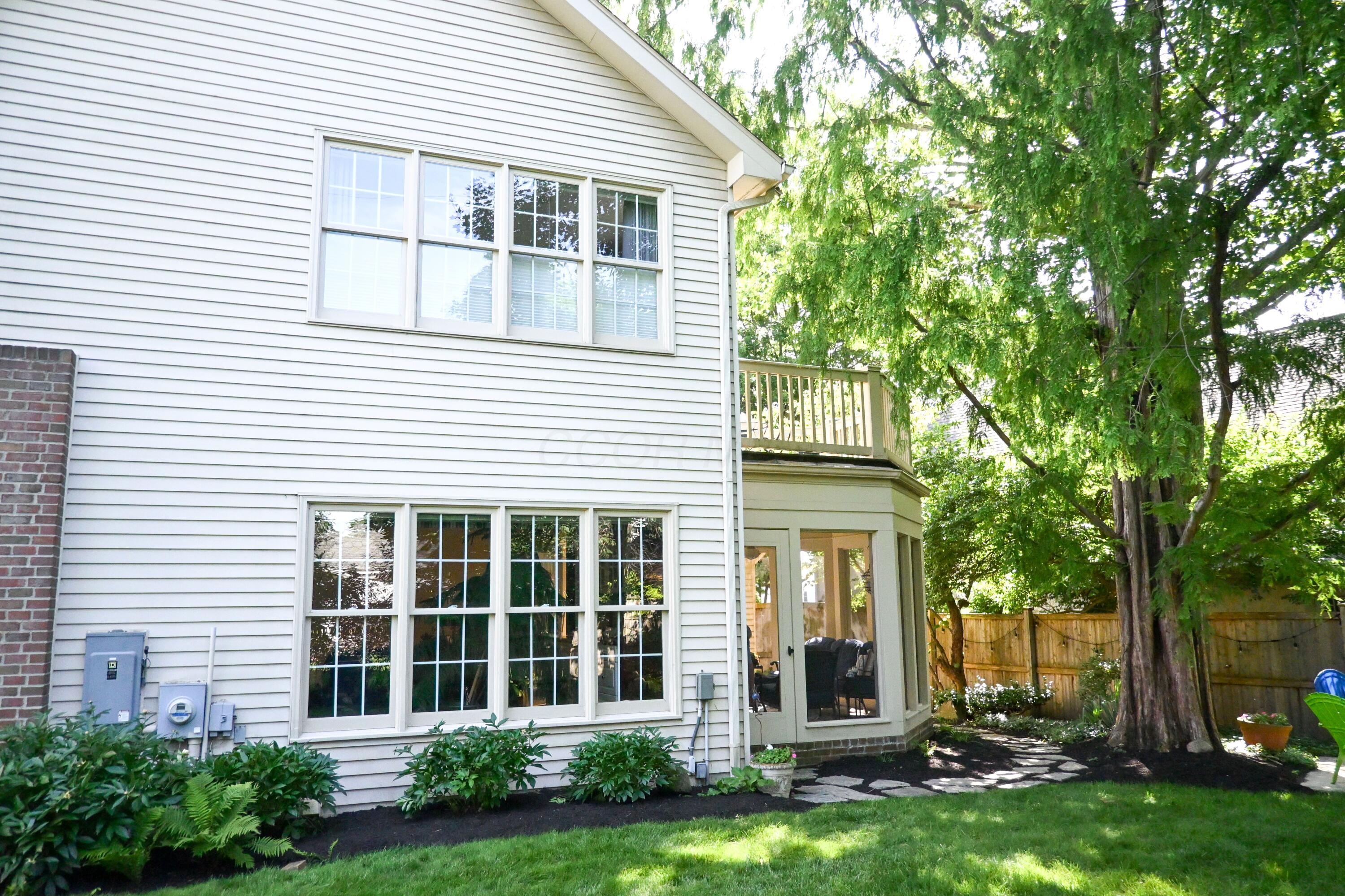 1990 Upper Chelsea Road Upper Arlington, OH 43221 - Photo 5 of 45