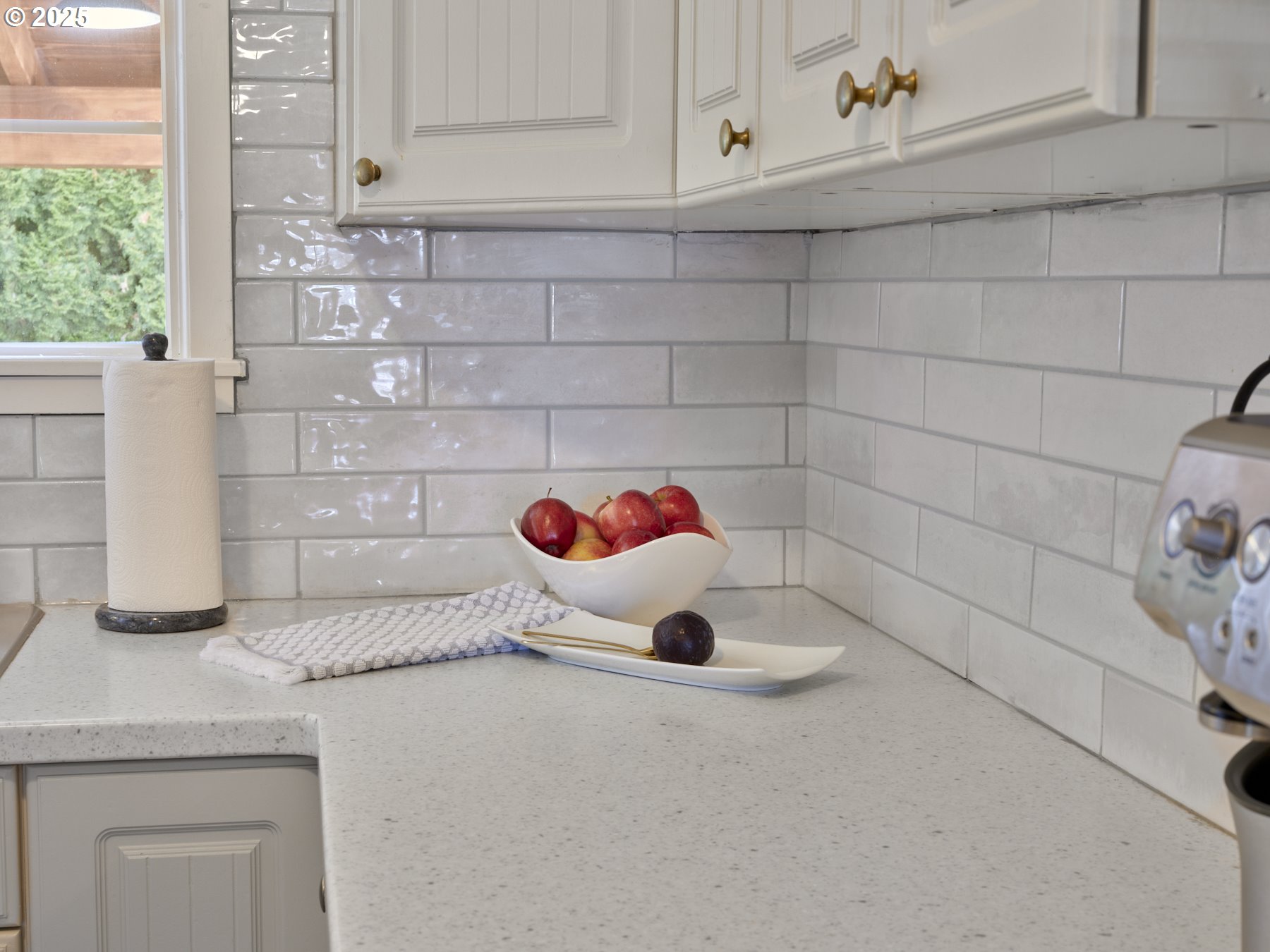 341 Michner Street Southwest Castle Rock, WA 98611 - Photo 14 of 42 Kitchen