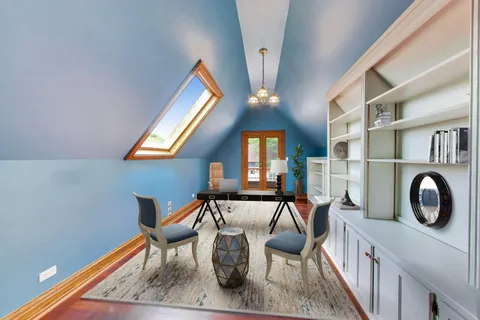 $1,250,000 | 245 North Kenilworth Avenue, Oak Park, IL 60302