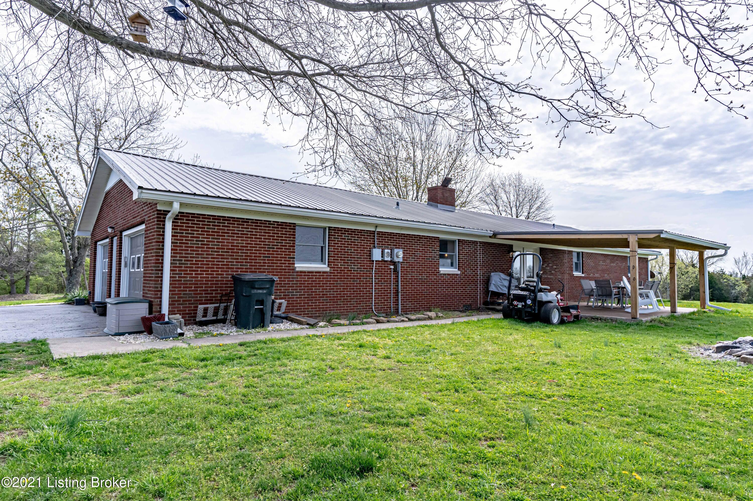 955 Mink Run Road Frankfort, KY 40601 - Photo 4 of 64 DSC07214