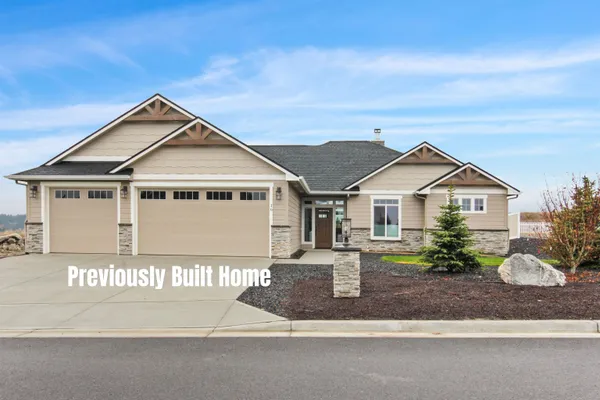$839,950 | 44 East Ctr Lane, Spokane, WA 99208