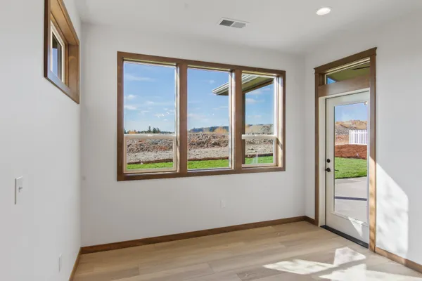 $839,950 | 44 East Ctr Lane, Spokane, WA 99208