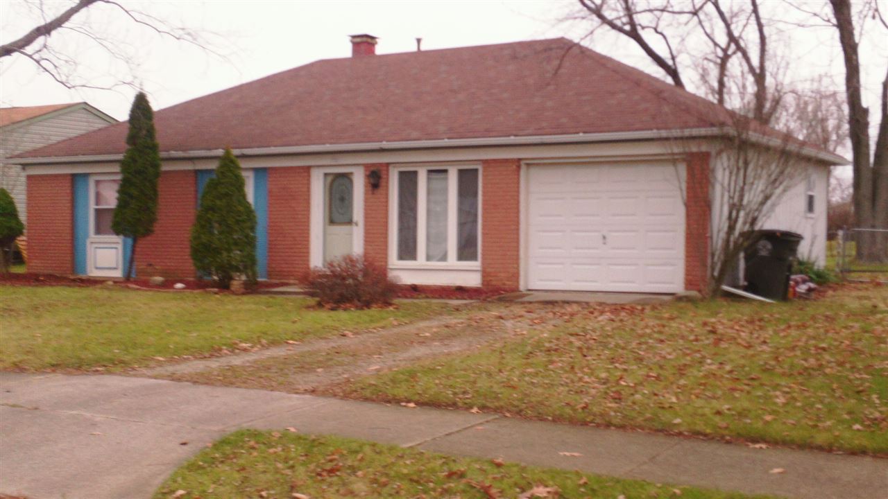 721 Springbrook Road Fort Wayne, IN 46825 - Photo 3 of 12 Gallery Image 3