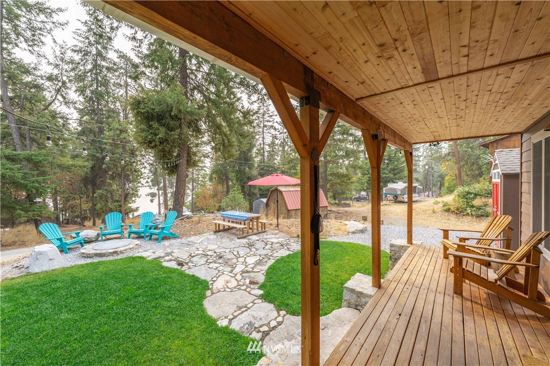 11458 South Lakeshore Road Chelan, WA 98816 - Photo 11 of 26 Gallery Image 11