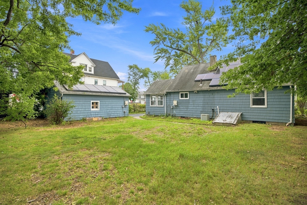 132 Miller Street Springfield, MA 01104 - Photo 29 of 30 Gallery Image 29