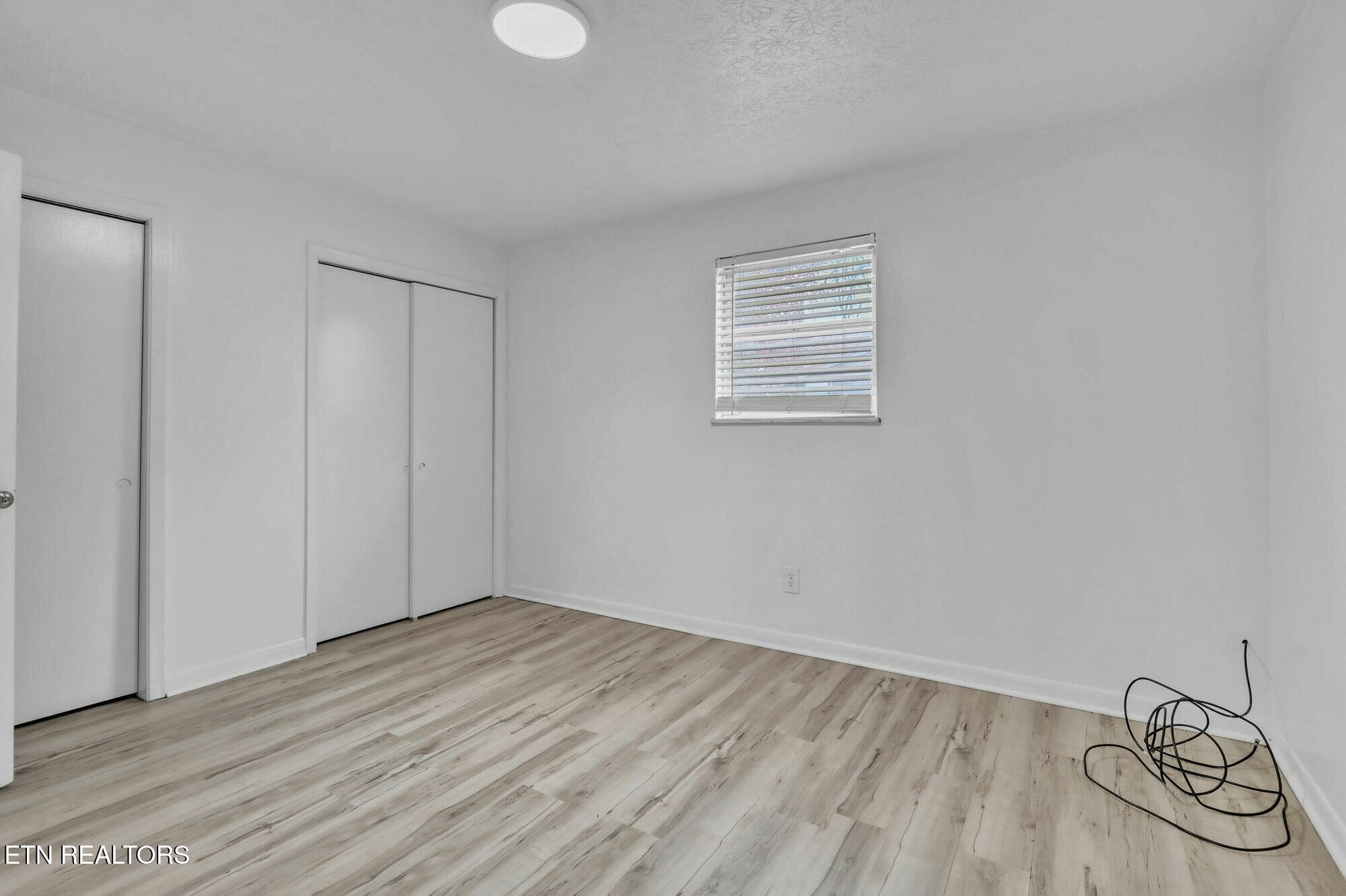 4700 Upchurch Road Knoxville, TN 37912 - Photo 15 of 29 Interior_Photo_6