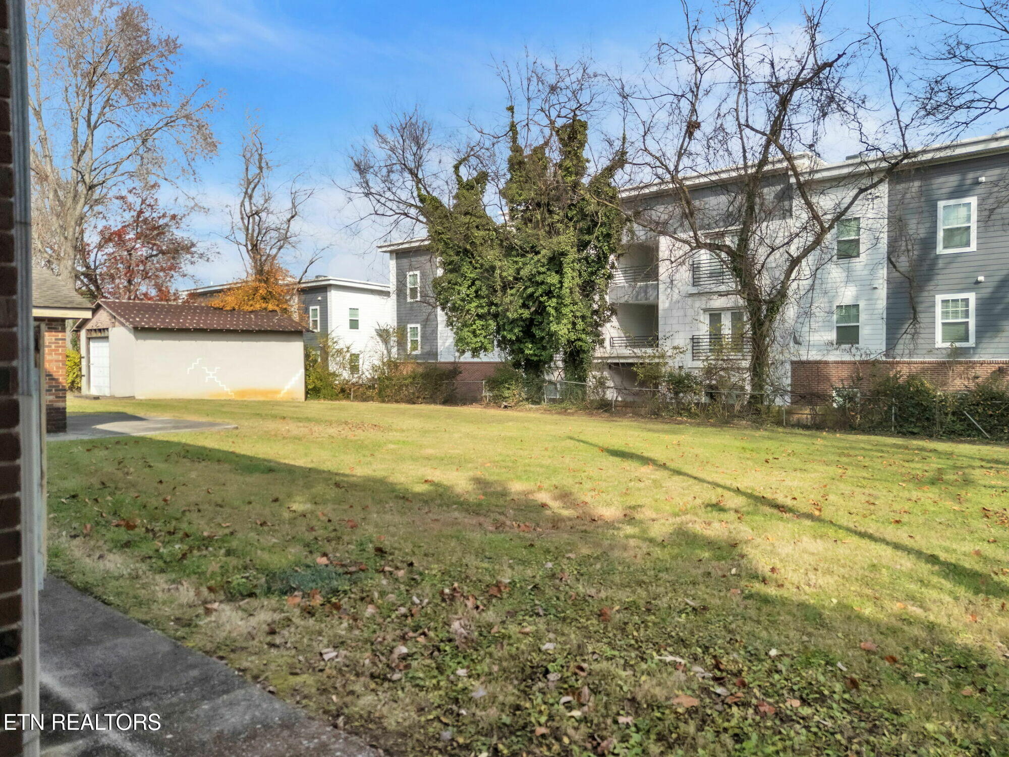 4700 Upchurch Road Knoxville, TN 37912 - Photo 6 of 29 Exterior_Photo_3