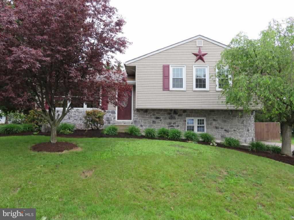 302 Gibbel Road Harrisburg, PA 17112 - Photo 2 of 23 Gallery Image 2