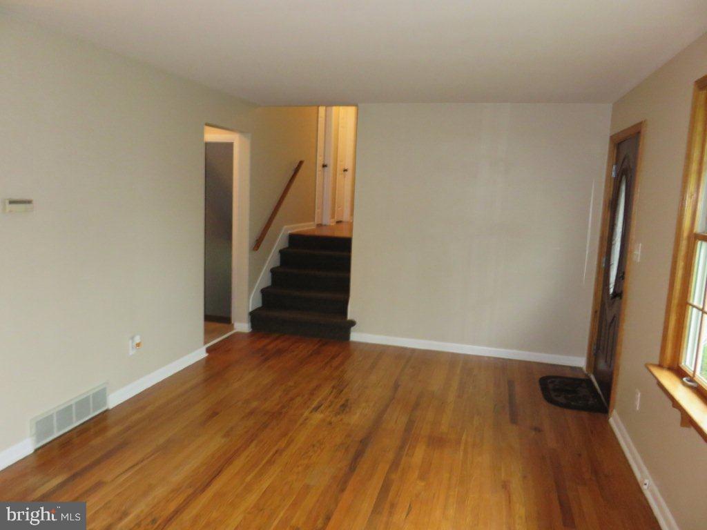 302 Gibbel Road Harrisburg, PA 17112 - Photo 10 of 23 Gallery Image 10