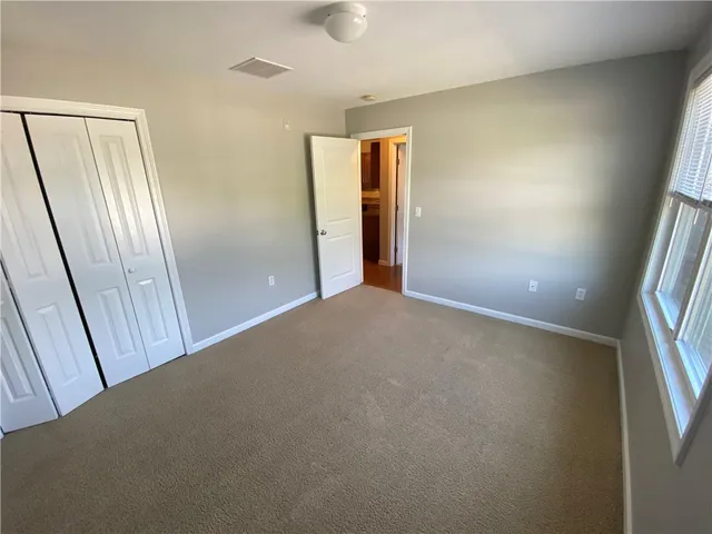 $2,100 | 500 Mendon Road, Unit 1E, Cumberland, RI 02864