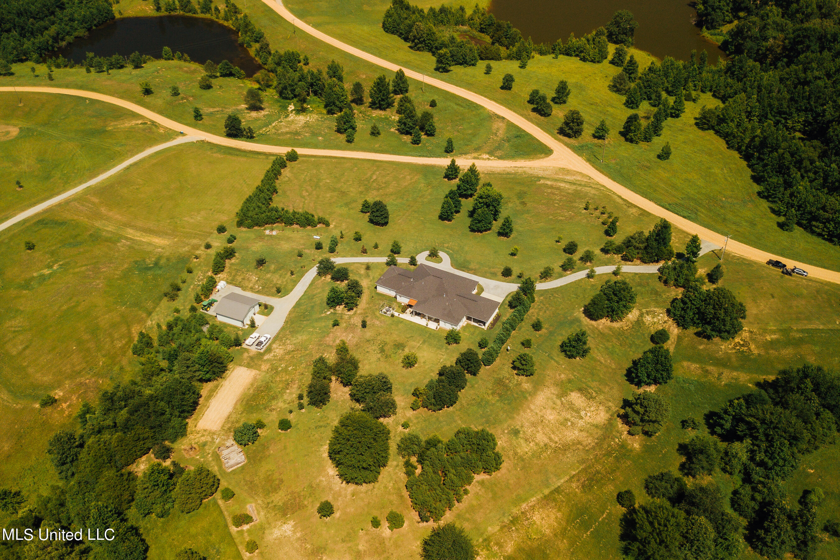 1720 Highland Hills Road Grenada, MS 38901 - Photo 54 of 60 1720 highland hills rd drone-9