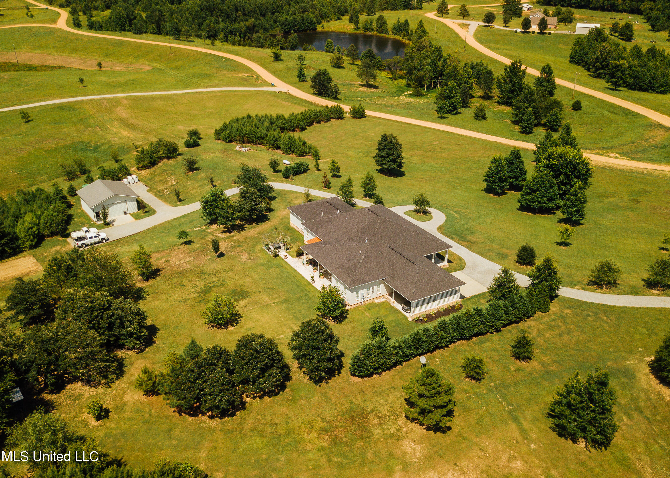 1720 Highland Hills Road Grenada, MS 38901 - Photo 57 of 60 1720 highland hills rd drone-14