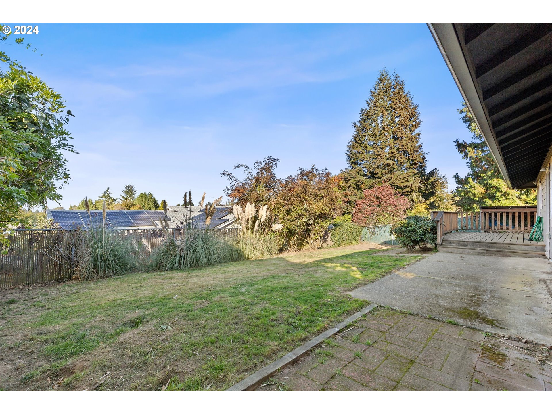 3825 Southeast 6th Street Gresham, OR 97080 - Photo 35 of 37 a view of a backyard